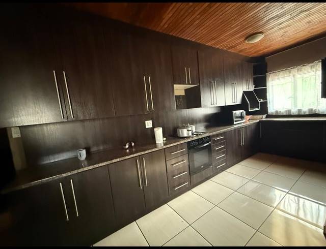 3 BEDROOM HOUSE FOR SALE IN VANDERBIJLPARK CW 5
